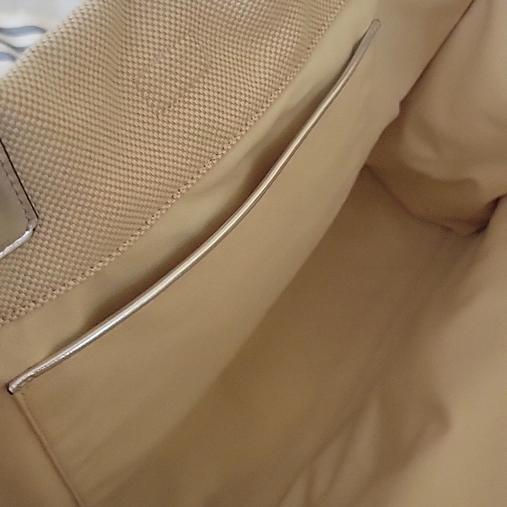 ‼️PRICE SLASHED‼️ NWOT Tory Burch Large Woven Tote. Great for Spring and Summer! - Picture 6 of 8